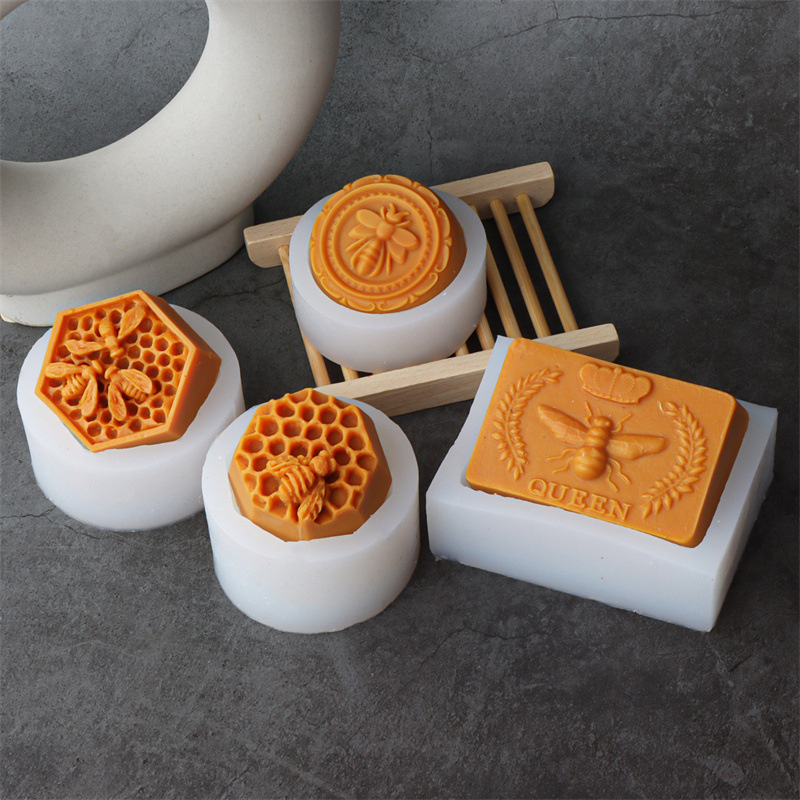 3D Flying Bee Honeycomb Candle - Soap Making Formula review and price