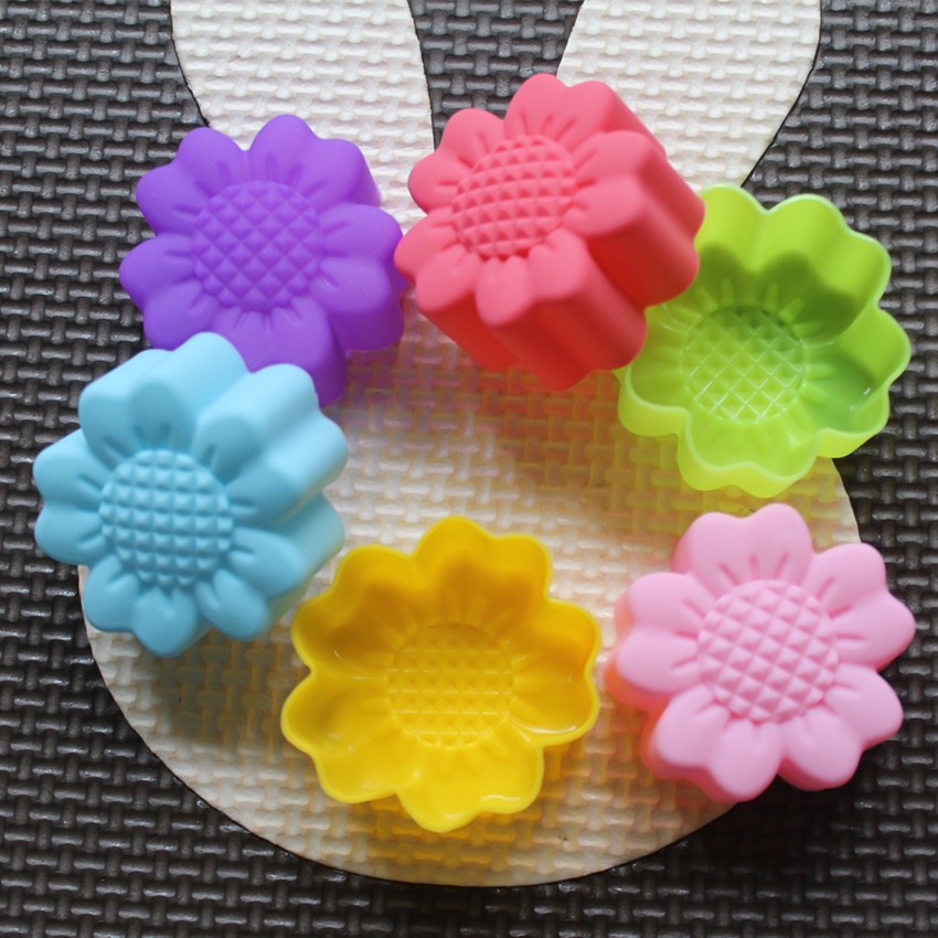 6 Pcs Set Non-Stick Flower Des - Soap Making Material review and price